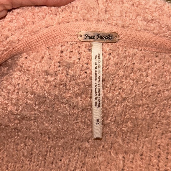 𝅺FREE People Finders Keeper V- Neck Sweater size S - Picture 7 of 8